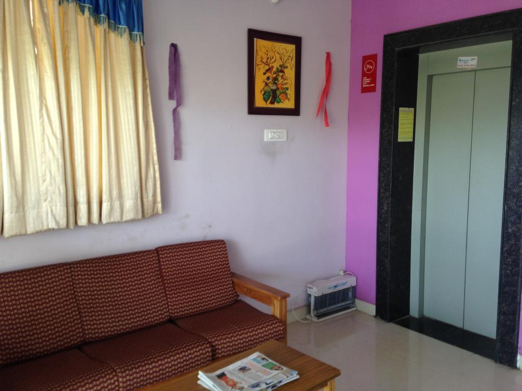 Oyo 4355 Goodland Inn 钦奈 外观 照片